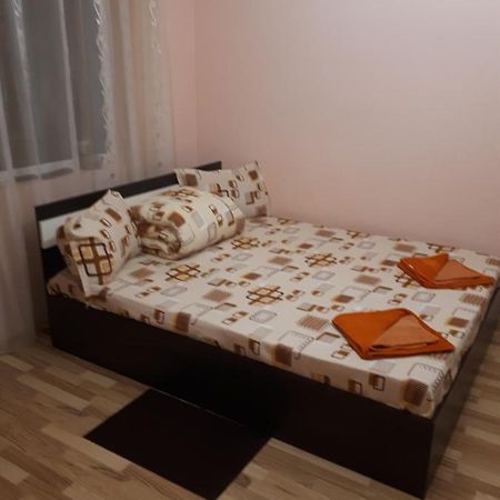 Apartament 2 Camere Semidecomandat "La Gicu" Sulina Exterior foto